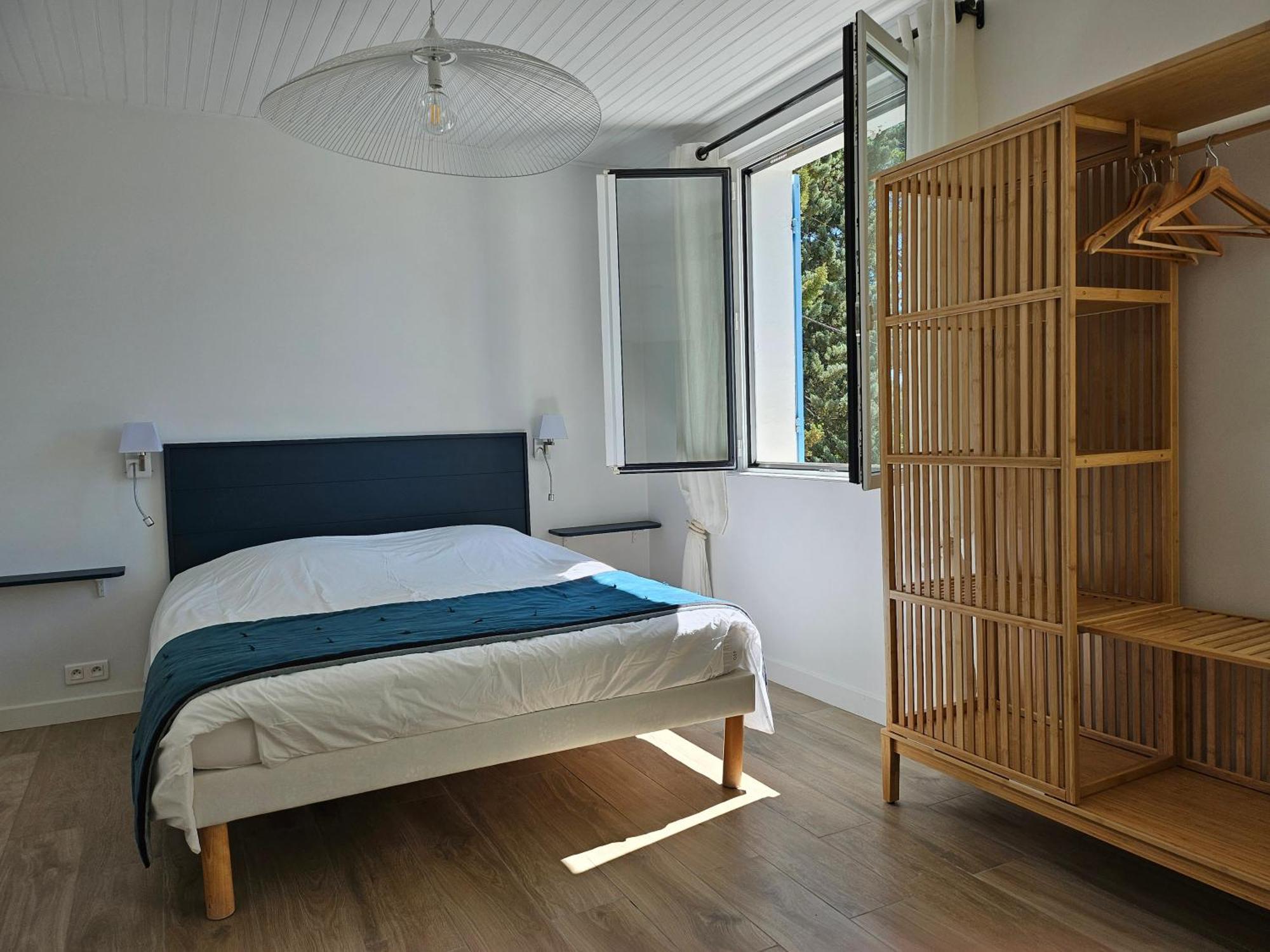 Bed and Breakfast La Luberonne Lourmarin Exterior foto