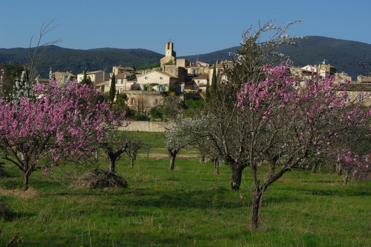 Bed and Breakfast La Luberonne Lourmarin Exterior foto