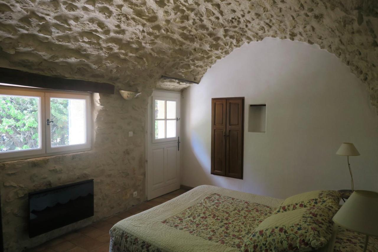 Bed and Breakfast La Luberonne Lourmarin Exterior foto